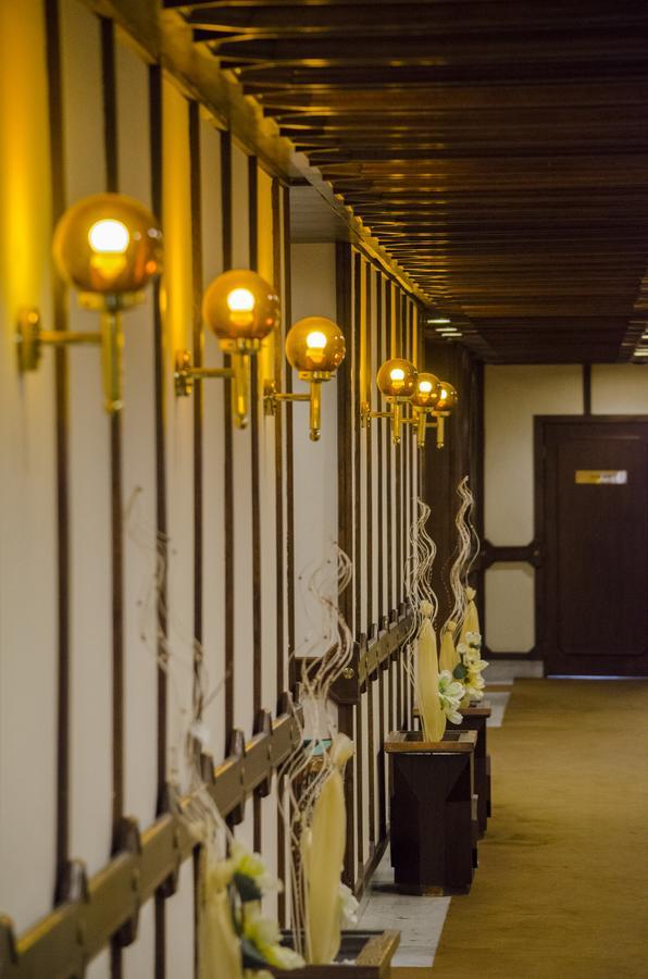 Hotel Konferencia Győr Extérieur photo