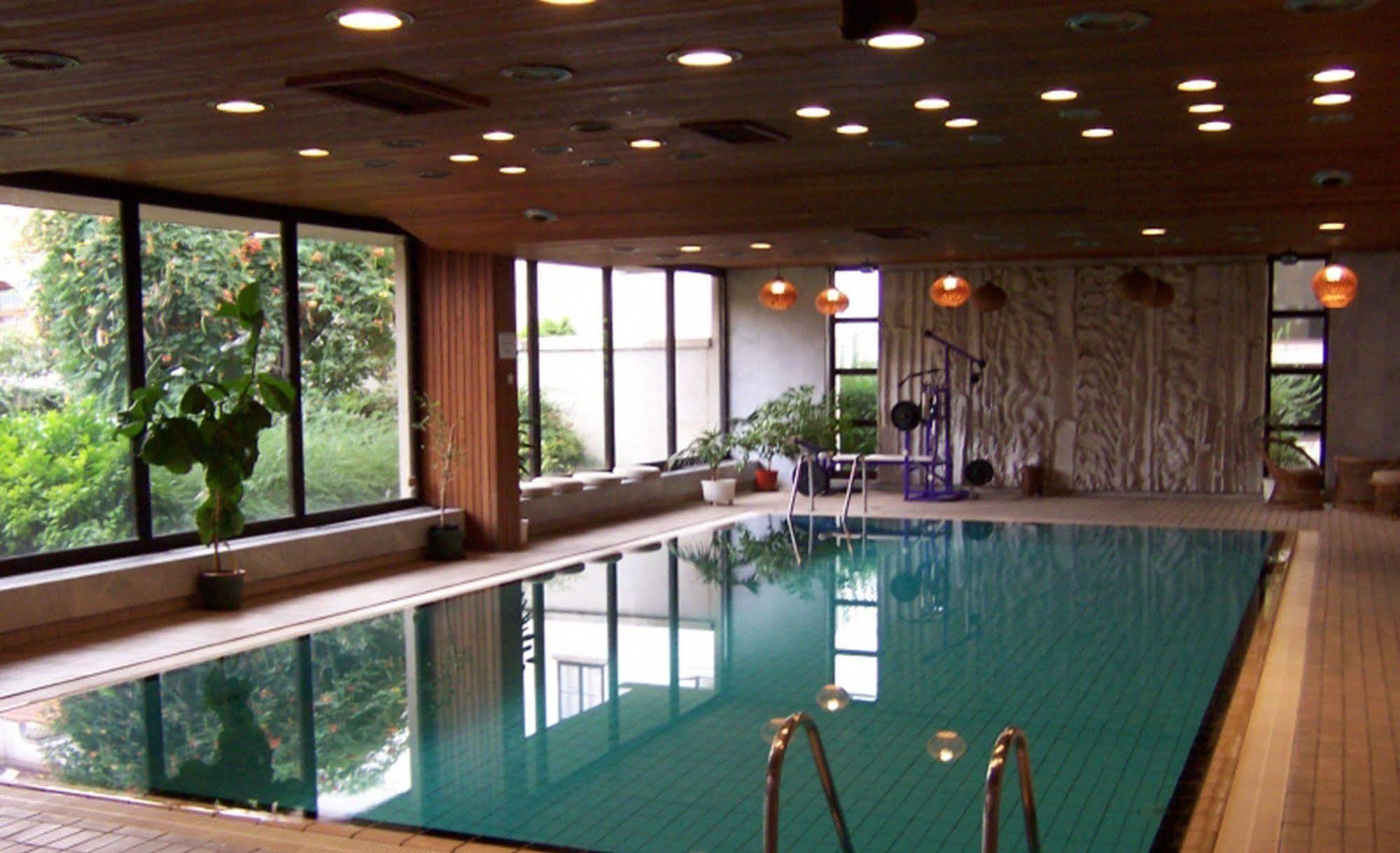 Hotel Konferencia Győr Extérieur photo